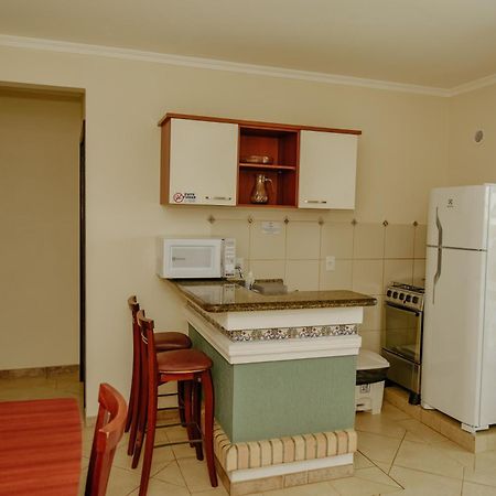 בומבינאס Pousada Villa Dos Acores מראה חיצוני תמונה