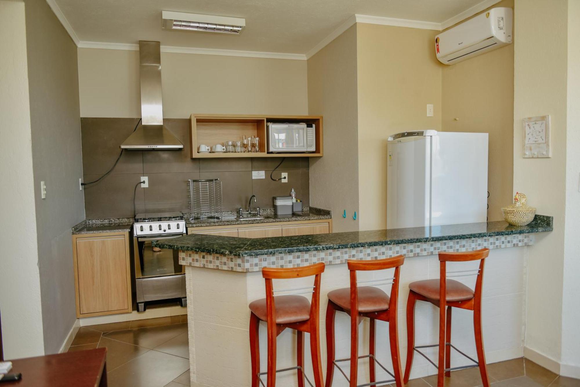 בומבינאס Pousada Villa Dos Acores מראה חיצוני תמונה